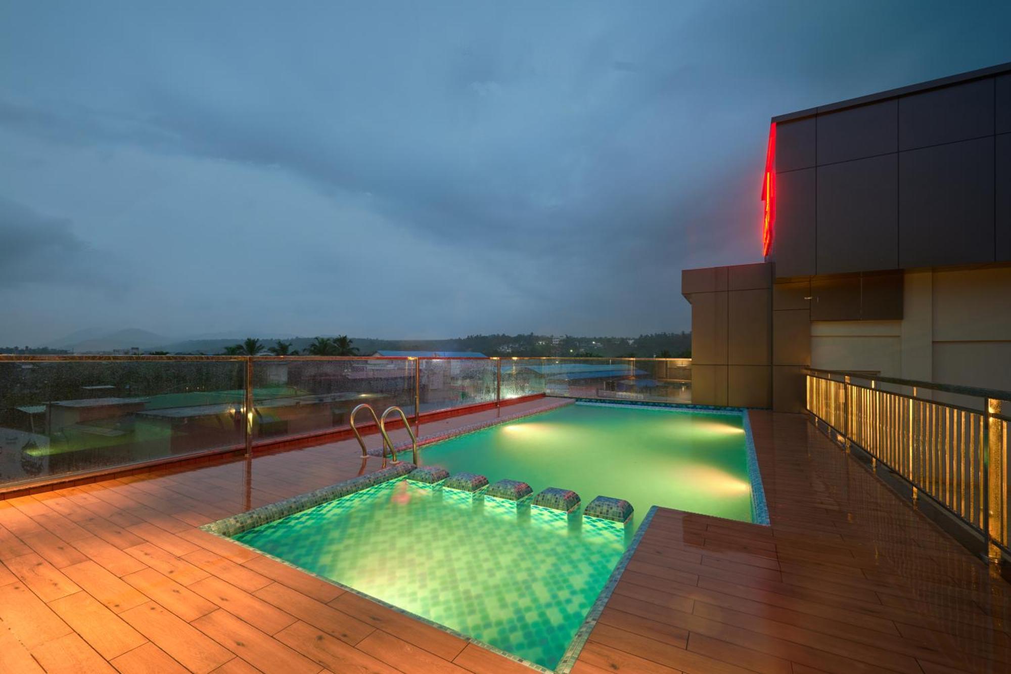 Kowju Airport Hotel Calicut Kondotty Dış mekan fotoğraf
